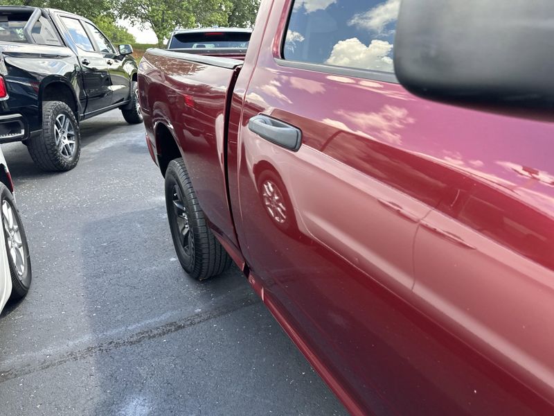 Used 2016 RAM 1500 ExpressImage 5