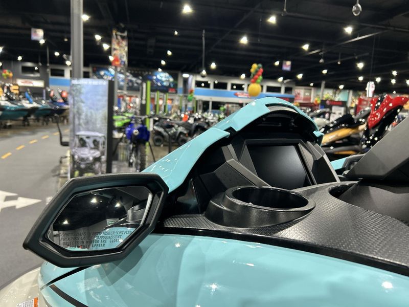 2025 Yamaha FX CRUISER HO W&sol;AUDIO  in a MINT/PEARL exterior color. Del Amo Motorsports of Redondo Beach (424) 390-7811 delamomotorsports.com 