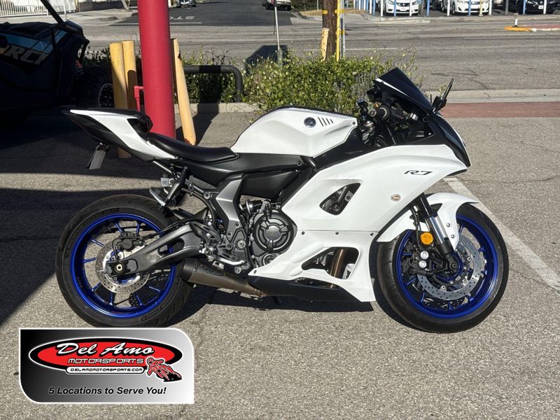 2024 Yamaha YZF-R7