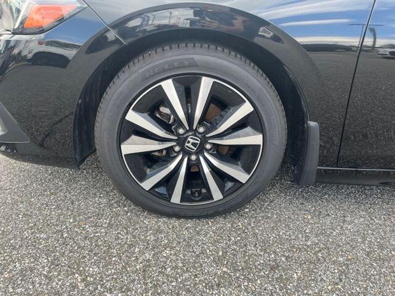 2022 Honda Civic Sedan EX