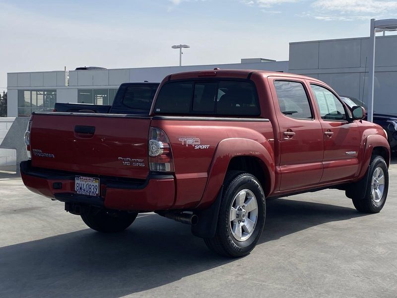 2010 Toyota Tacoma PreRunnerImage 4