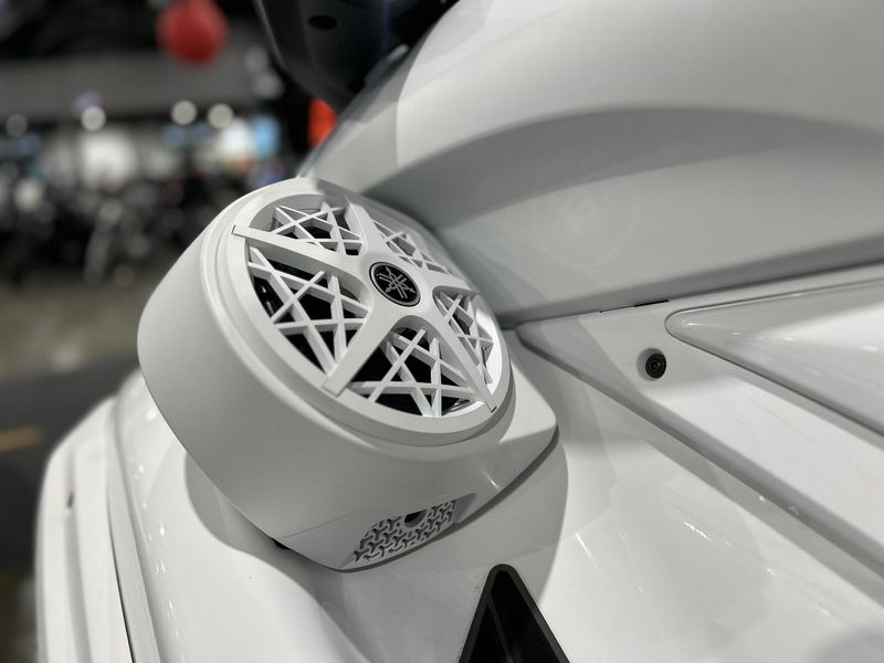 New 2025 Yamaha FX CRUISER SVHO W/AUDIO Image 14