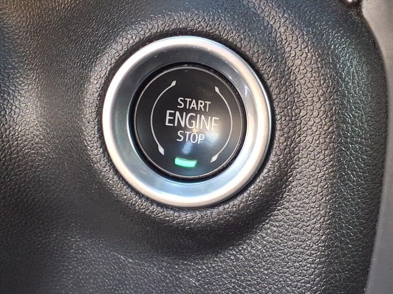 Used 2023 Chevrolet Silverado 1500 CustomImage 19