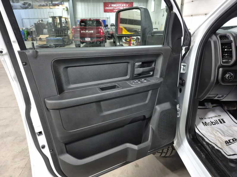 New 2025 RAM 2500 Tradesman Crew Cab 4x4 6