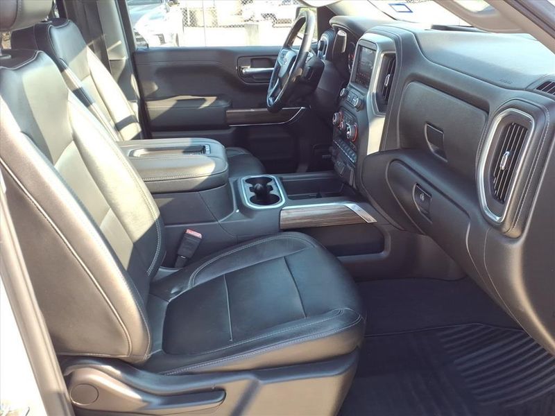 Used 2020 Chevrolet Silverado 1500 RSTImage 11