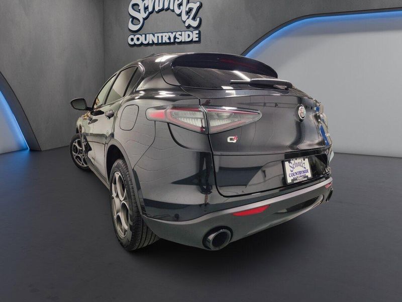 New 2025 Alfa Romeo Stelvio AwdImage 7