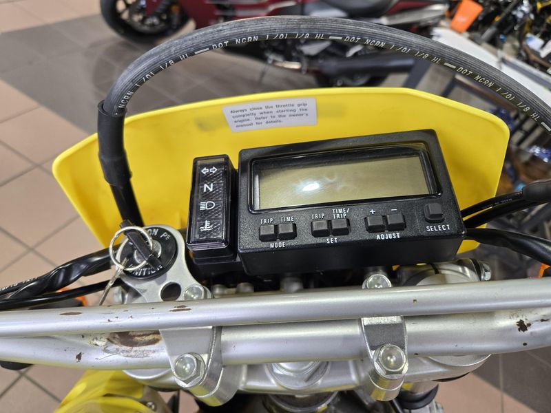 Used 2001 Suzuki DRZ400SK1 Image 8
