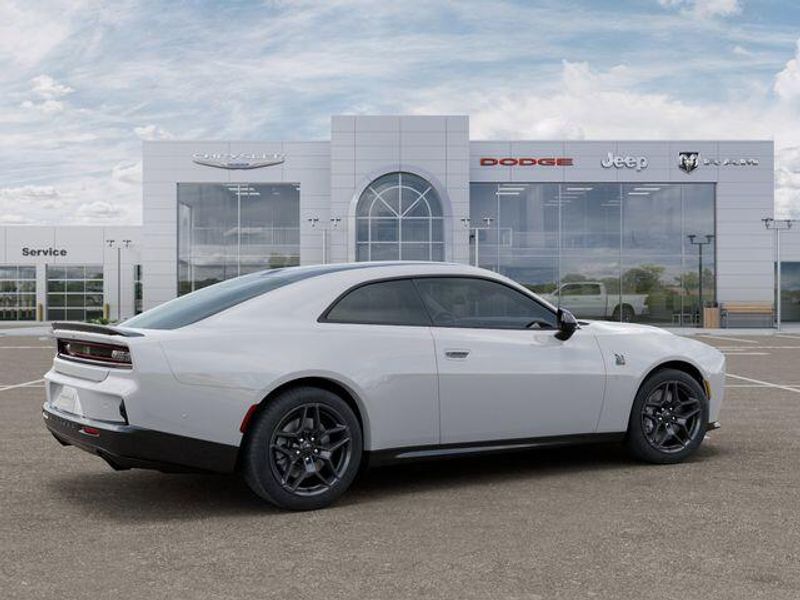 New 2026 Dodge Charger Scat Pack 2-door AwdImage 4