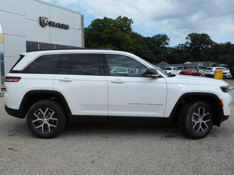 2025 Jeep Grand Cherokee Limited 4x4Image 26