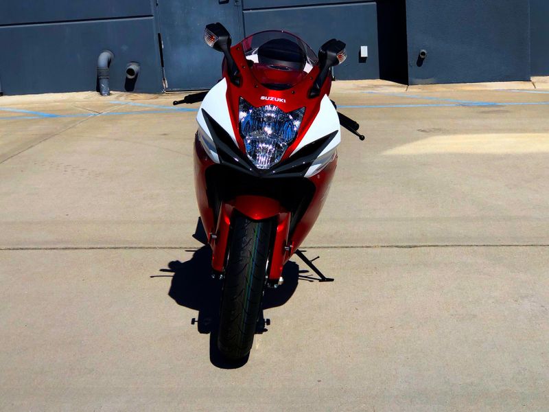 New 2027 Suzuki GSX-R600 Image 12