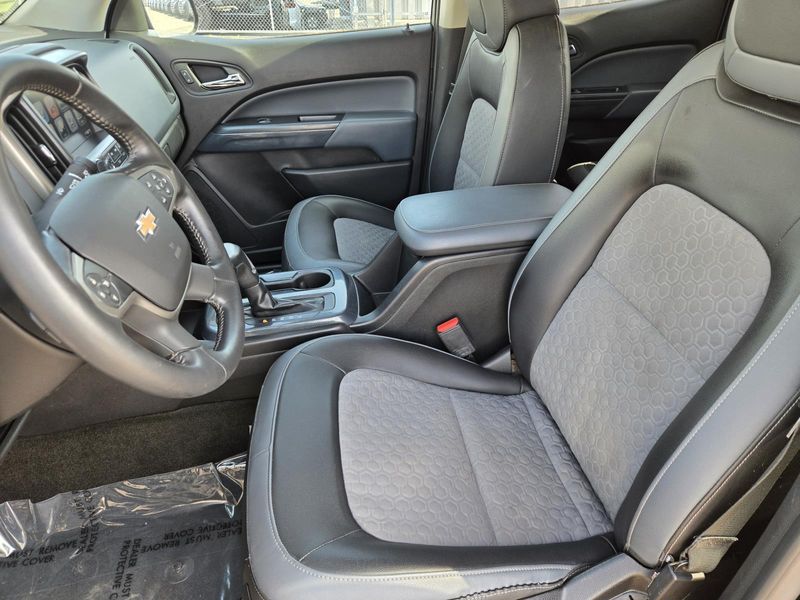Used 2018 Chevrolet Colorado 4WD Crew Cab 128.3 Z71