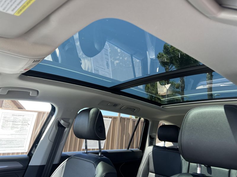 2022 Volkswagen Tiguan SEImage 18