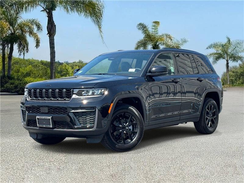 New 2026 Jeep Grand Cherokee Laredo Altitude 4x2