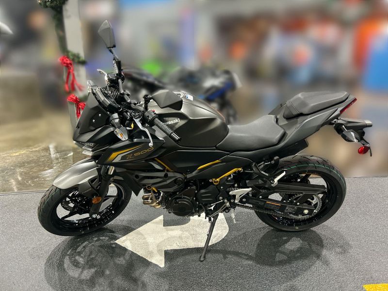 New 2026 Kawasaki Z500 ABS Image 21
