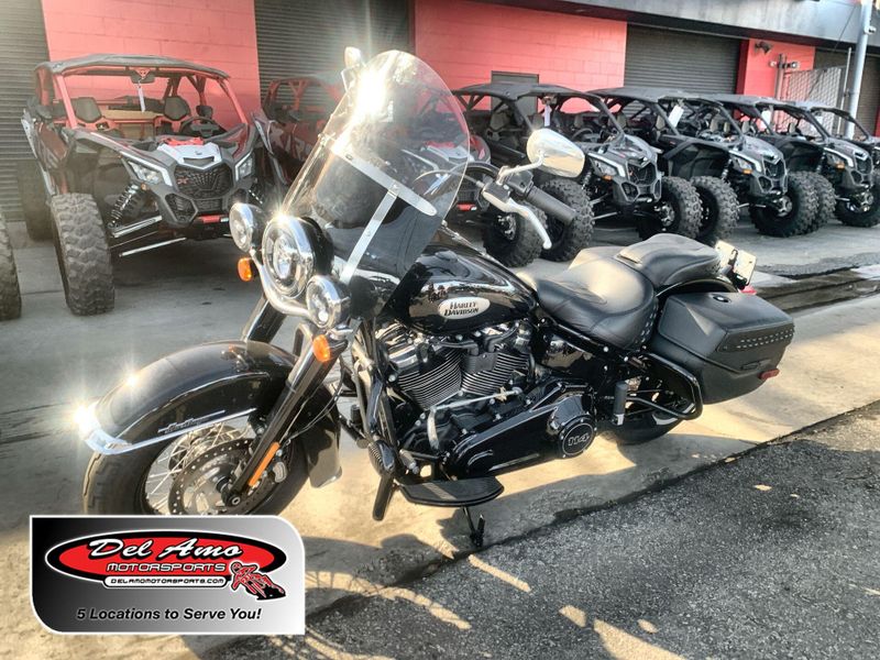 Used 2021 Harley-Davidson Softail Heritage Classic 114 Image 1