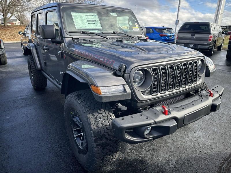 2025 Jeep Wrangler 4-door Rubicon XImage 3