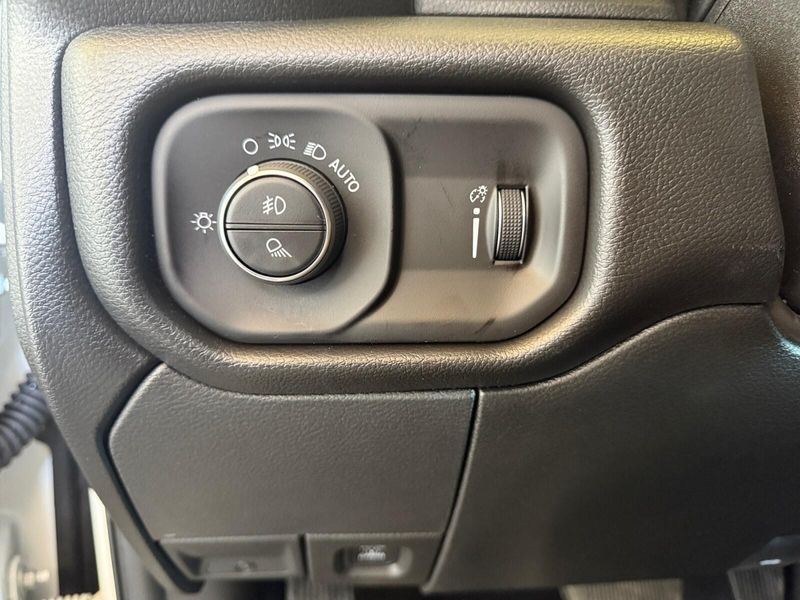 2026 Ram 2500 Tradesman photo 19