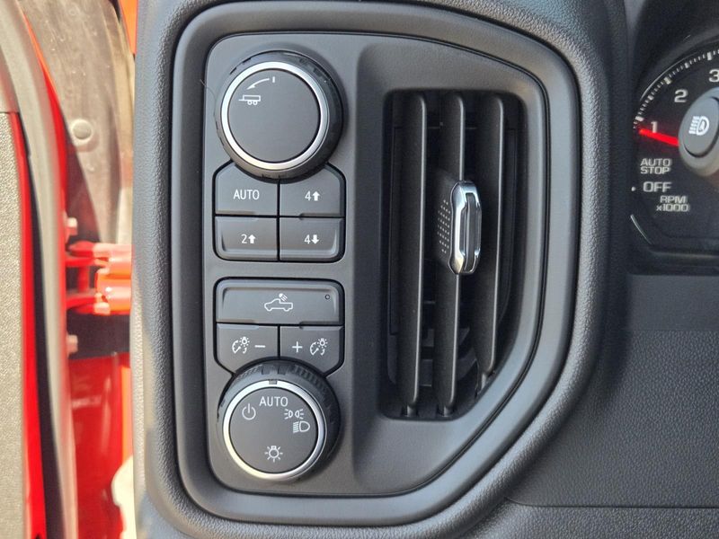 Used 2025 Chevrolet Silverado 1500 4WD Crew Cab 147 Custom Trail Boss