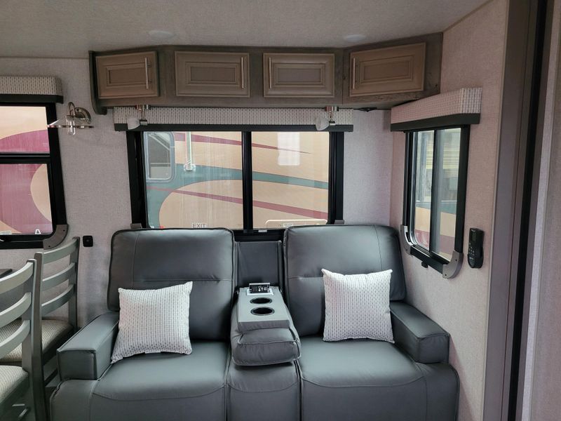 New 2026 NORTHWOOD MFG ARCTIC FOX NXT 295RK Image 19