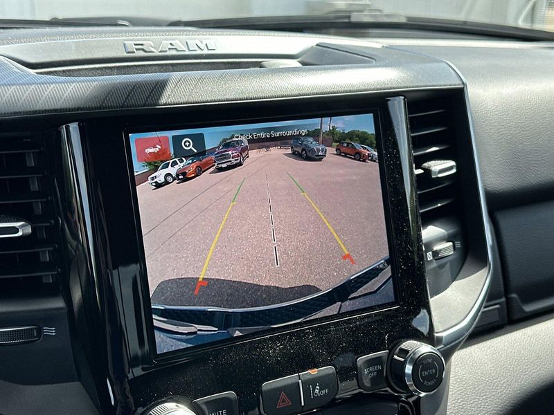 2025 RAM 1500 Big HornImage 26