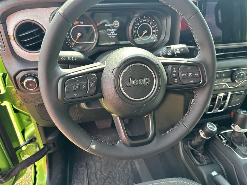 New 2025 Jeep Wrangler 4-door Sport SImage 20