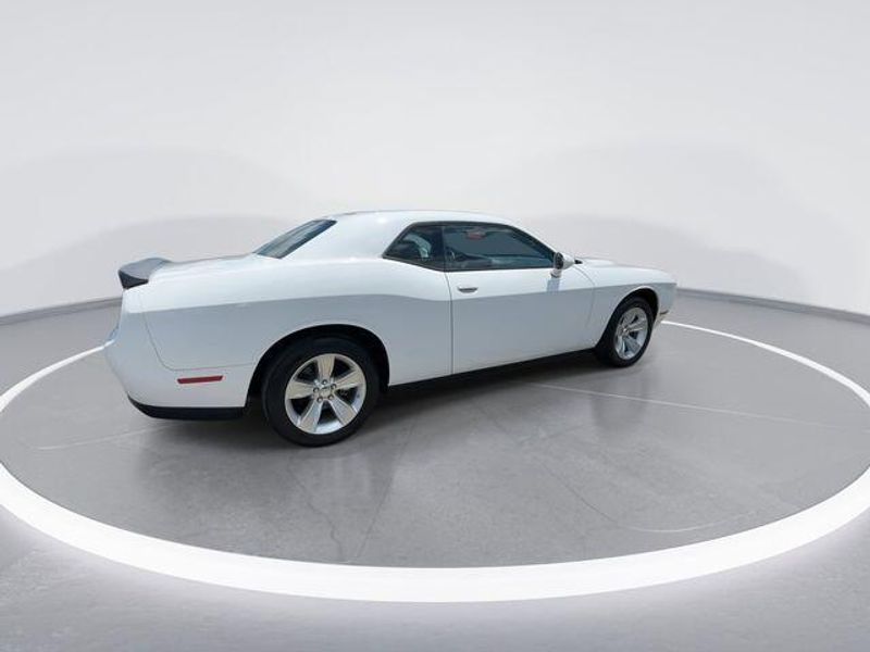 Used 2023 Dodge Challenger SXTImage 8