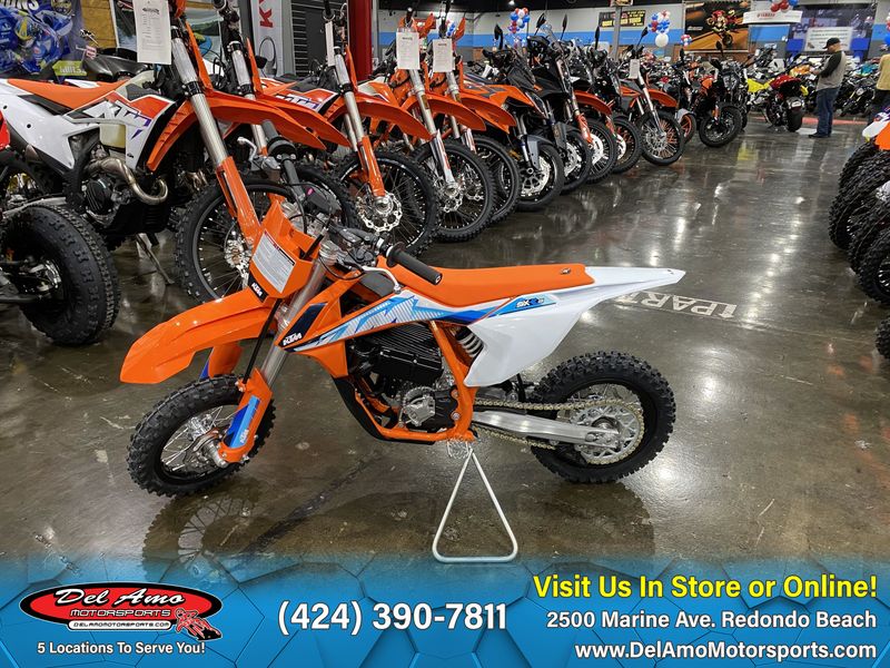 2024 KTM SX-E 3  in a ORANGE exterior color. Del Amo Motorsports of Redondo Beach (424) 304-1660 delamomotorsports.com 