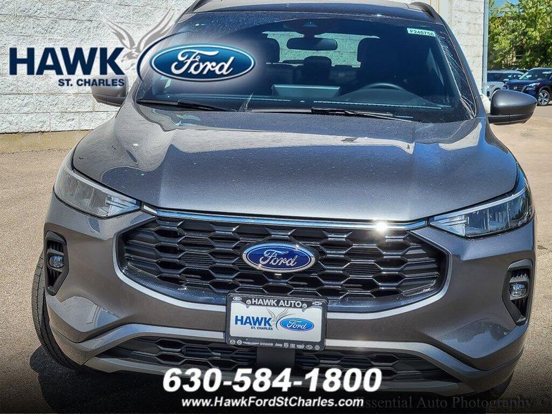 2024 Ford Escape ST-Line Select photo 3