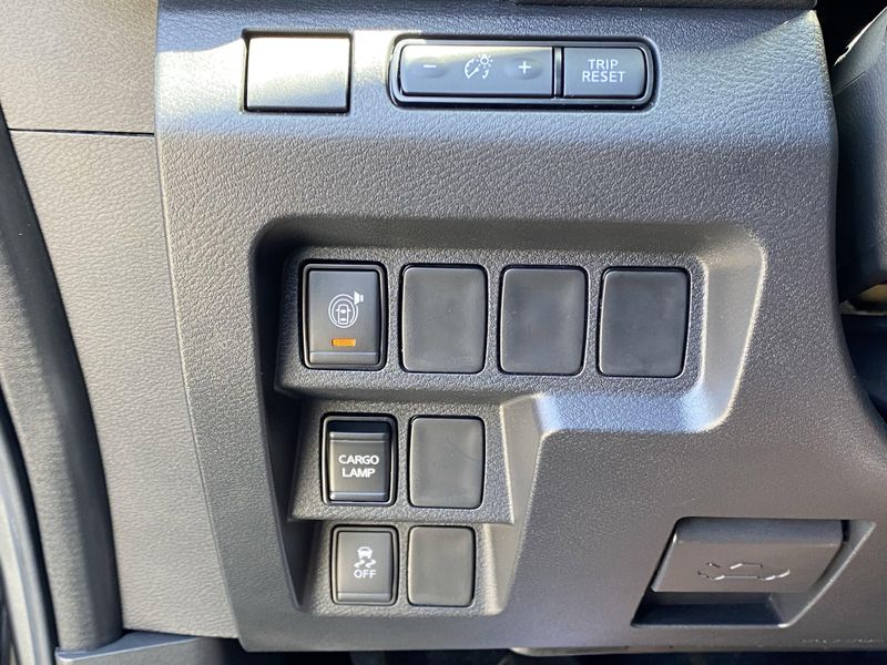 Used 2025 Nissan Frontier SImage 23
