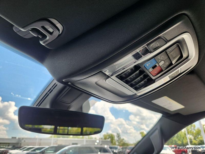 New 2026 RAM 1500 Laramie Crew Cab 4x4 5'7' Box