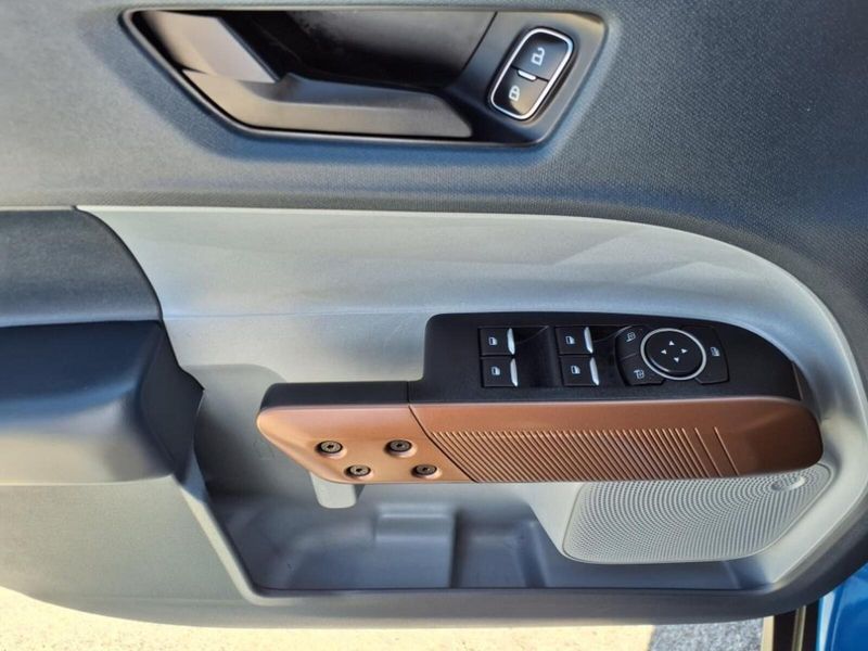 2022 Ford Maverick Lariat photo 15