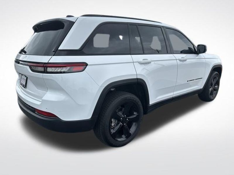 2024 Jeep Grand Cherokee Altitude X