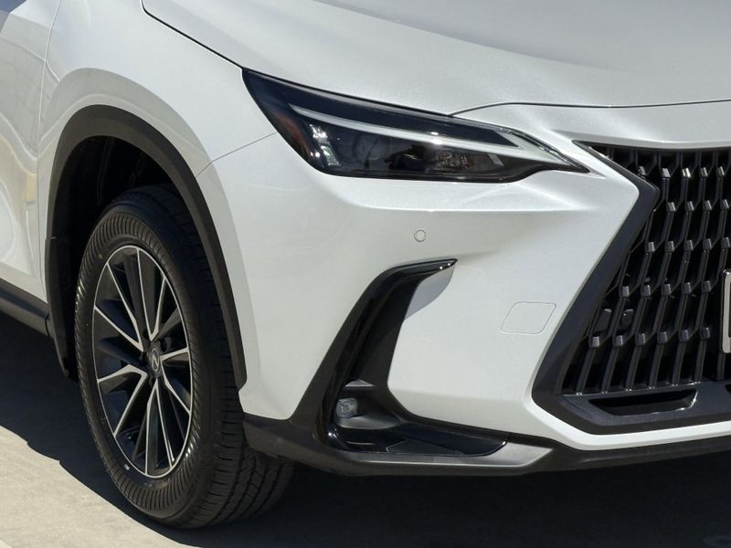 2025 Lexus NX 350 PremiumImage 4
