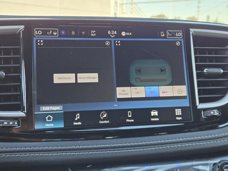 New 2026 Chrysler Pacifica Select FWD