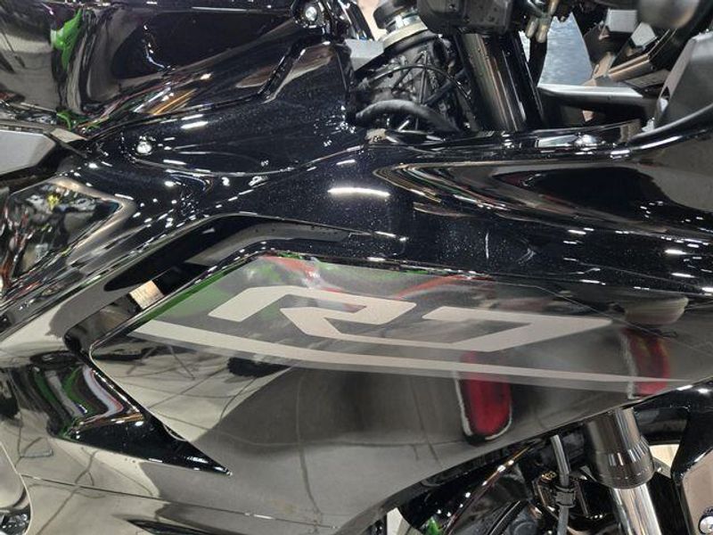 NEW 2026 YAMAHA YZFR7 Image 13