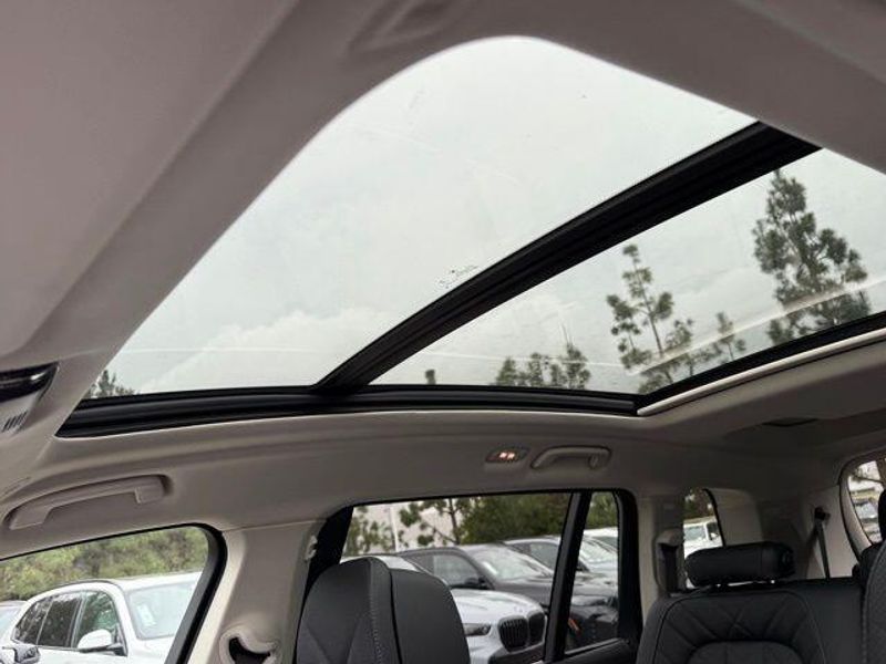 New 2026 BMW X7 xDrive40iImage 20