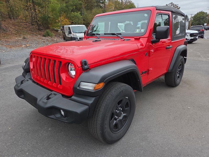 2022 Jeep Wrangler Sport photo 7