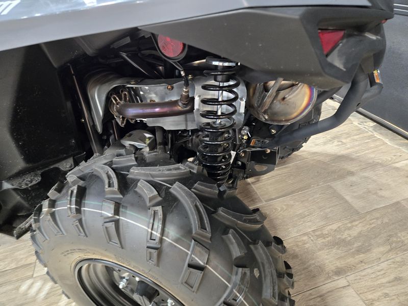 2025 Can-Am OUTLANDER 700 GRANITE GRAY Image 22