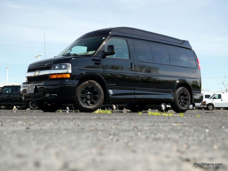 2019 Chevrolet Express 2500 Image 19