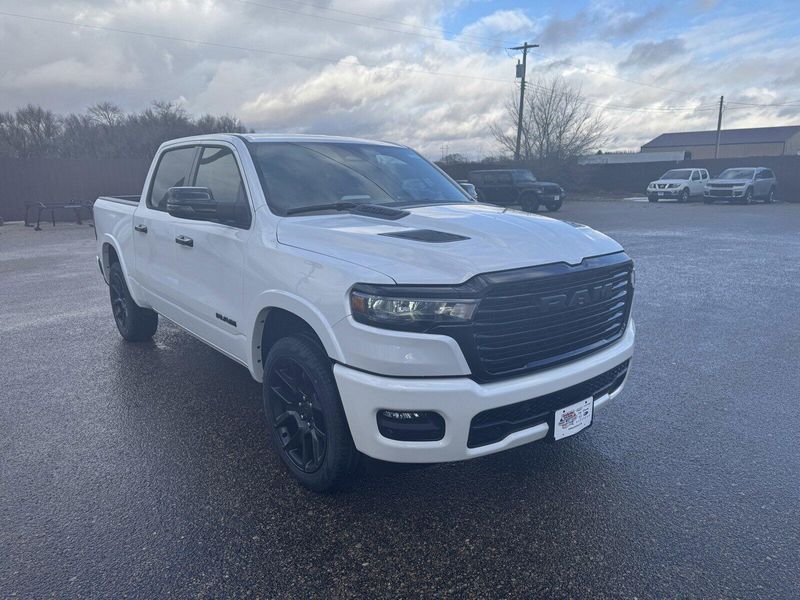 2025 RAM 1500 LaramieImage 2
