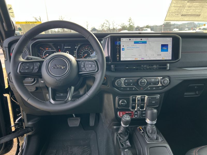 New 2026 Jeep Wrangler 4-door Rubicon XImage 16