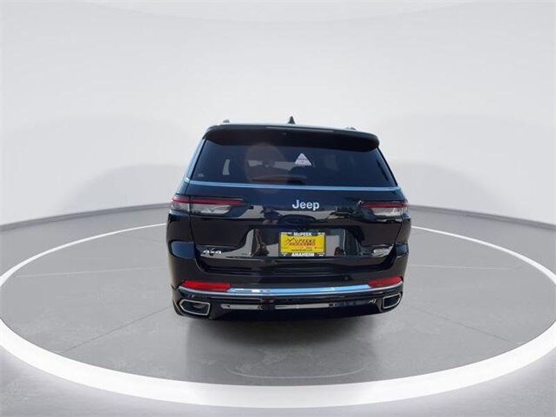 New 2024 Jeep Grand Cherokee L Overland 4x4Image 7