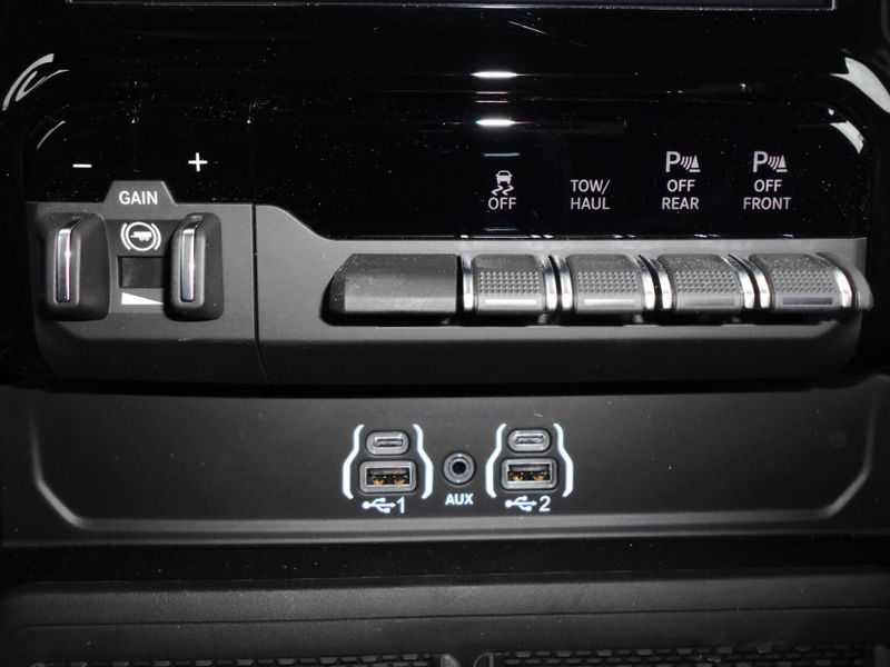 2025 RAM 2500 Big Horn Crew Cab 4x4 6