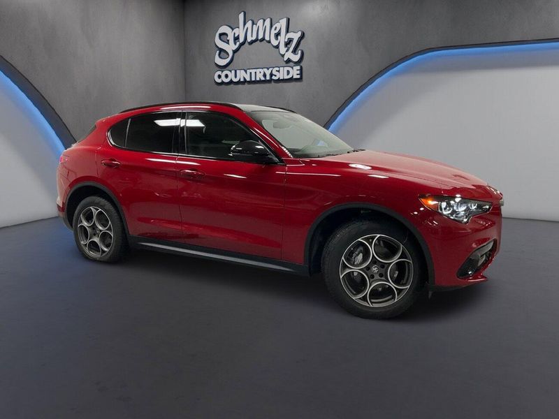 New 2025 Alfa Romeo Stelvio AwdImage 2