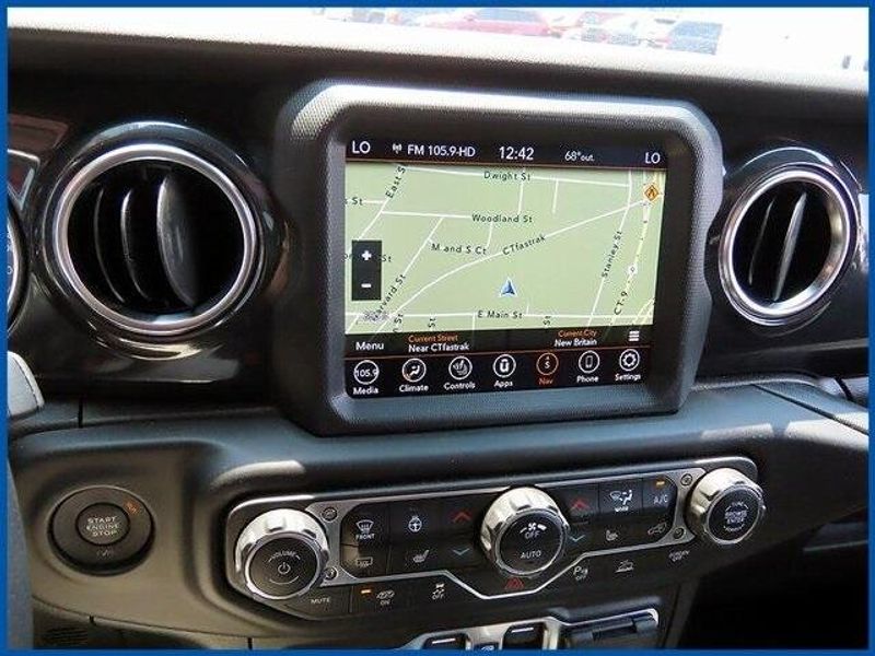 2023 Jeep Wrangler Rubicon 392Image 17