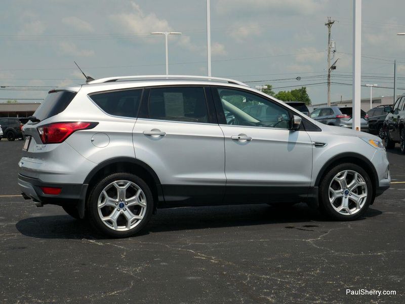 Used 2019 Ford Escape TitaniumImage 10