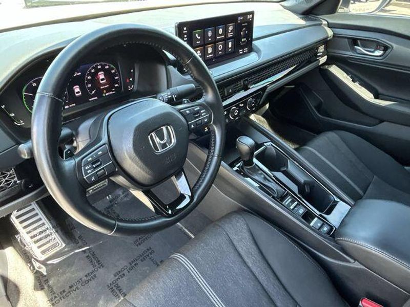 Used 2024 Honda Accord Hybrid SportImage 17