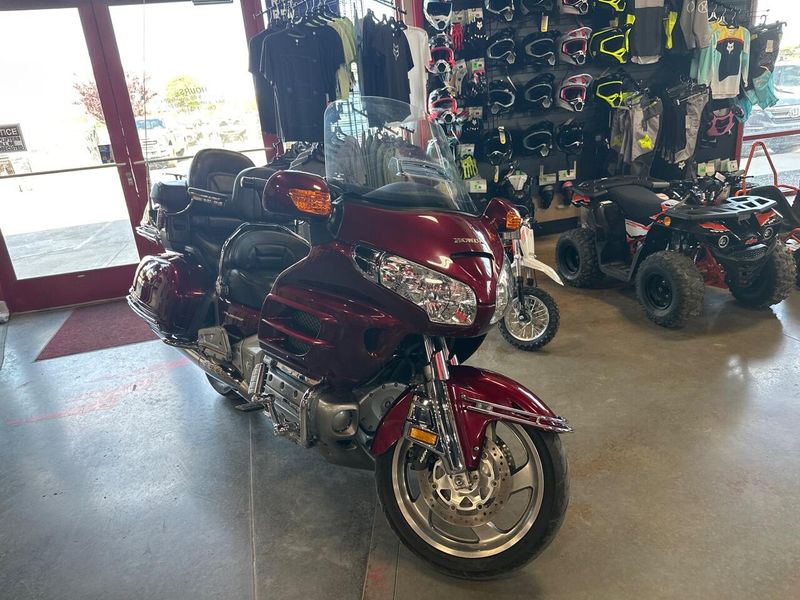 2004 Honda GOLD WING 
