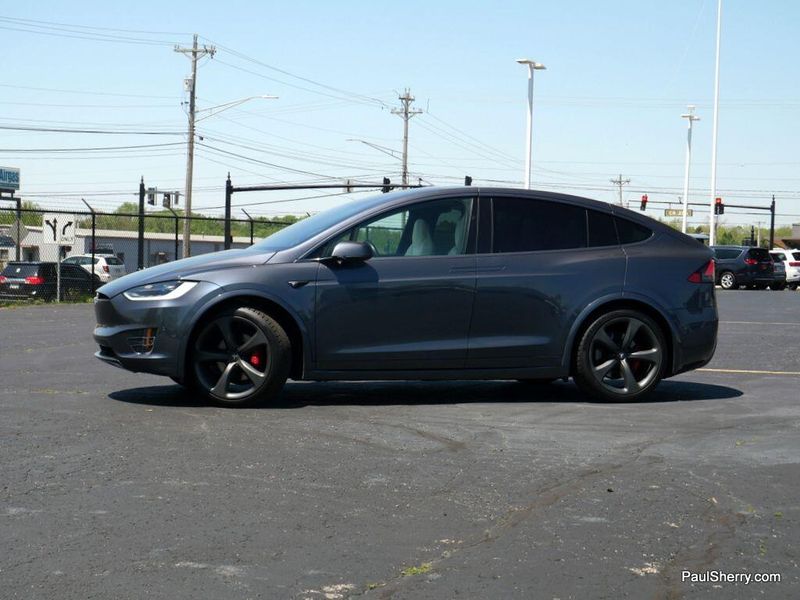 2018 Tesla Model X P100DImage 8