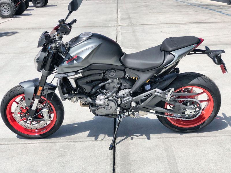 New 2026 Ducati MONSTER 937+ Image 14